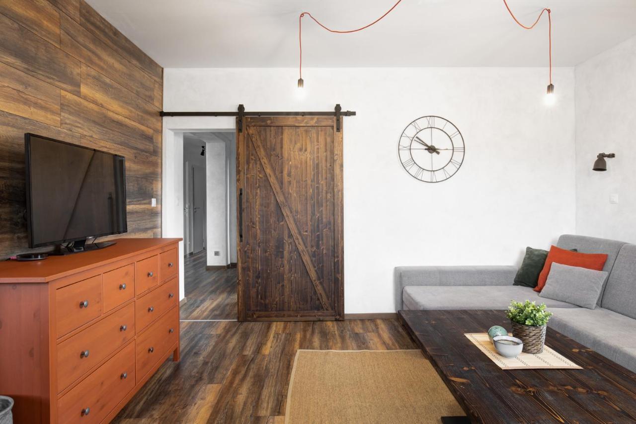 Rodinne Apartmany Alex & Gregor Bešeňová المظهر الخارجي الصورة